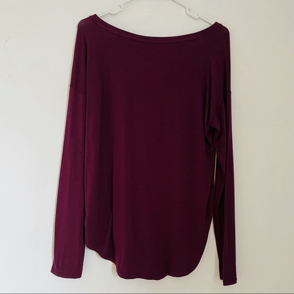 AMERICAN EAGLE Maroon Long Sleeved T-Shirt Soft & Sexy Tee Size Medium - Picture 2 of 8